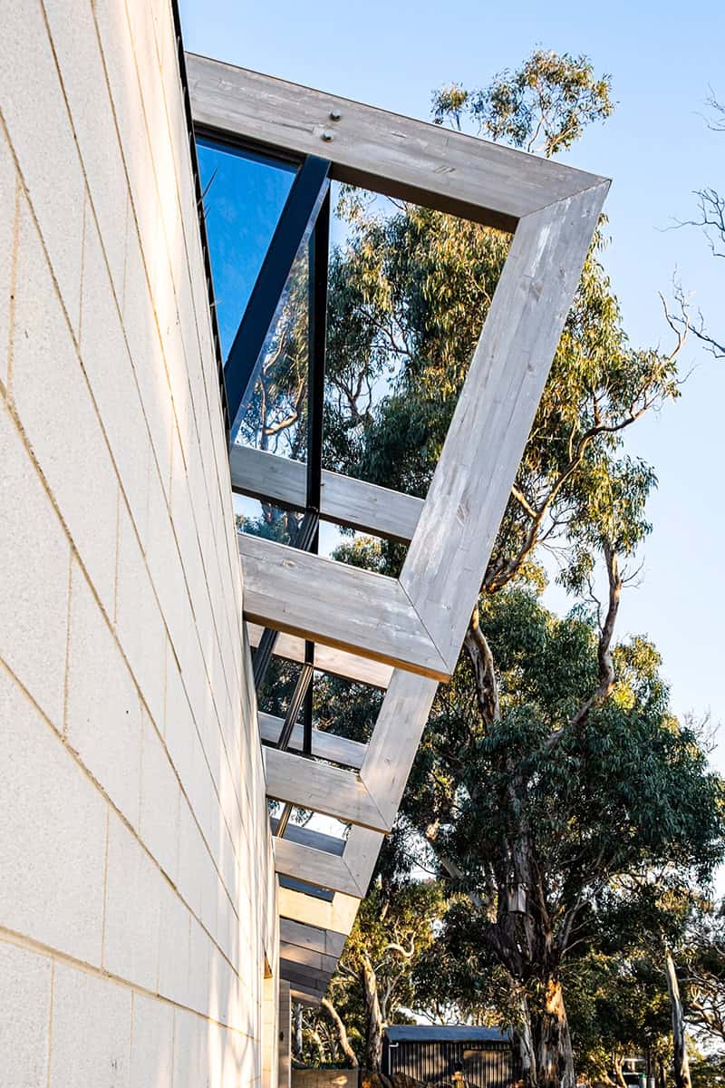 Bellarine Hillside House by Freehand Projects in Victoria, Australia Bellarine Hillside House by Freehand Projects in Victoria, Australia