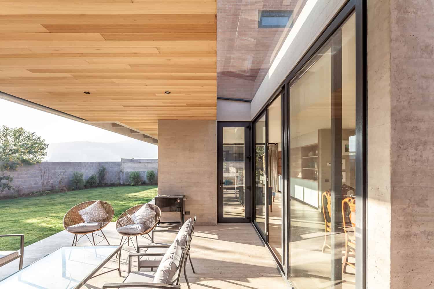 IC House by PAR Arquitectos in Lo Barnechea, Chile IC House by PAR Arquitectos in Lo Barnechea, Chile