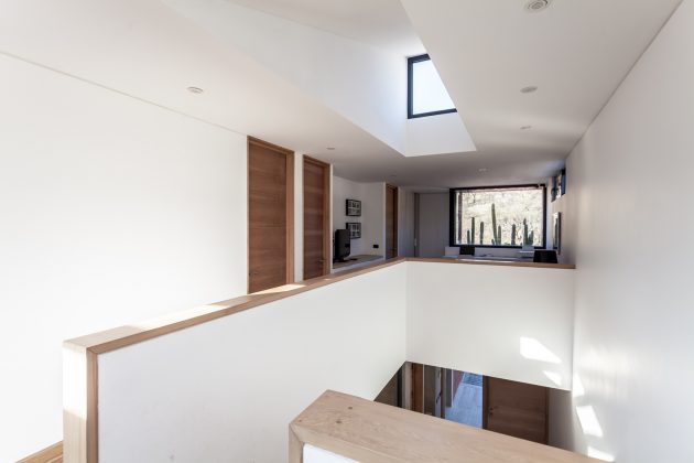 IC House by PAR Arquitectos in Lo Barnechea, Chile