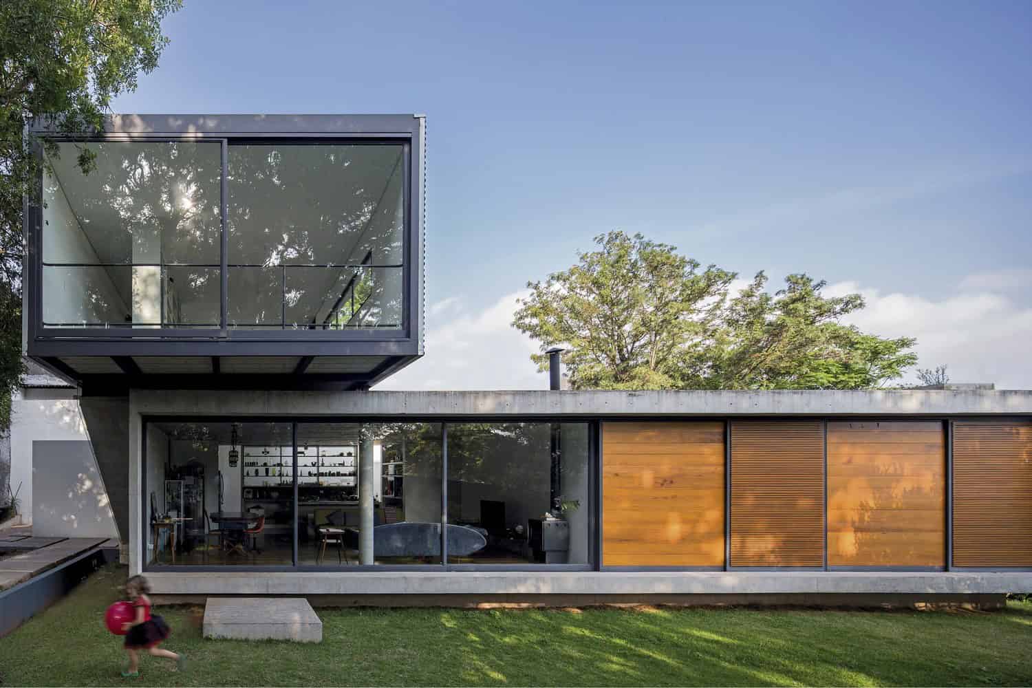 LP House by Metro Arquitetos Associados in Sao Paulo, Brazil LP House by Metro Arquitetos Associados in Sao Paulo, Brazil