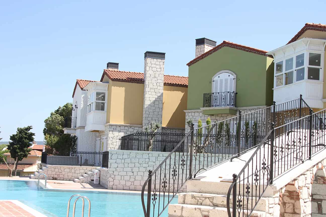 Nea Vourla Housing Estate by XL Architecture + Engineering in Izmir, Turkey Nea Vourla Housing Estate by XL Architecture + Engineering in Izmir, Turkey