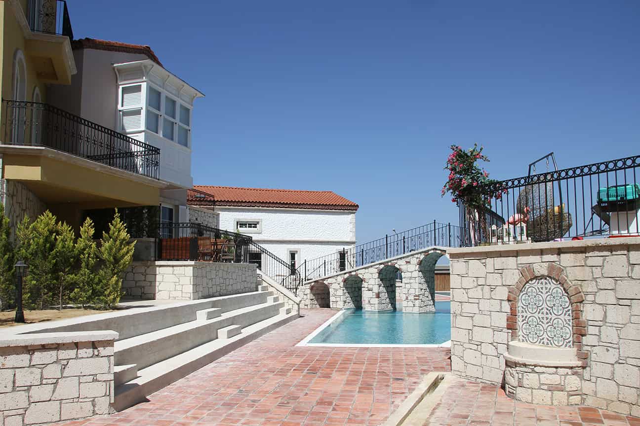 Nea Vourla Housing Estate by XL Architecture + Engineering in Izmir, Turkey Nea Vourla Housing Estate by XL Architecture + Engineering in Izmir, Turkey