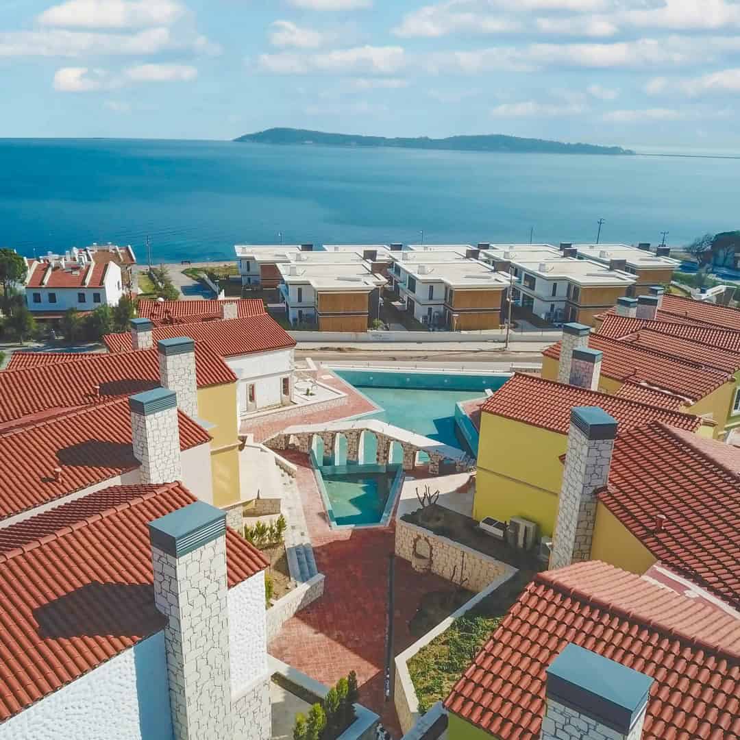 Nea Vourla Housing Estate by XL Architecture + Engineering in Izmir, Turkey Nea Vourla Housing Estate by XL Architecture + Engineering in Izmir, Turkey