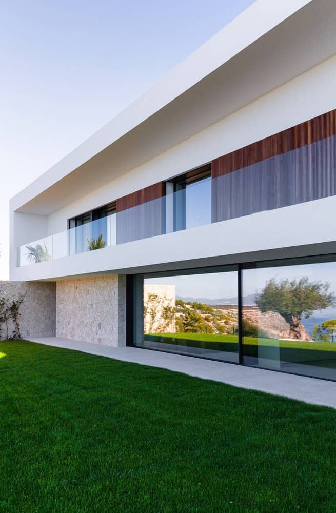 Voltor 16 by Signature Group in Puigderros, Spain Voltor 16 by Signature Group in Puigderros, Spain