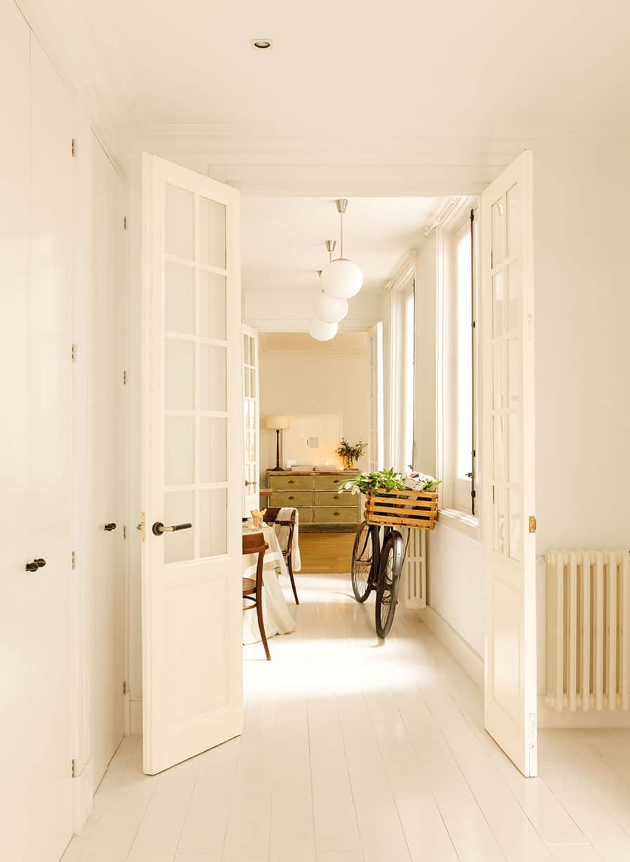 1. WHITE ON WHITE 1. WHITE ON WHITE