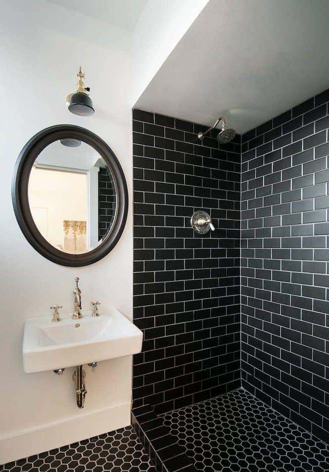 Black & White Bathrooms That Never Go Out of Style Black & White Bathrooms That Never Go Out of Style