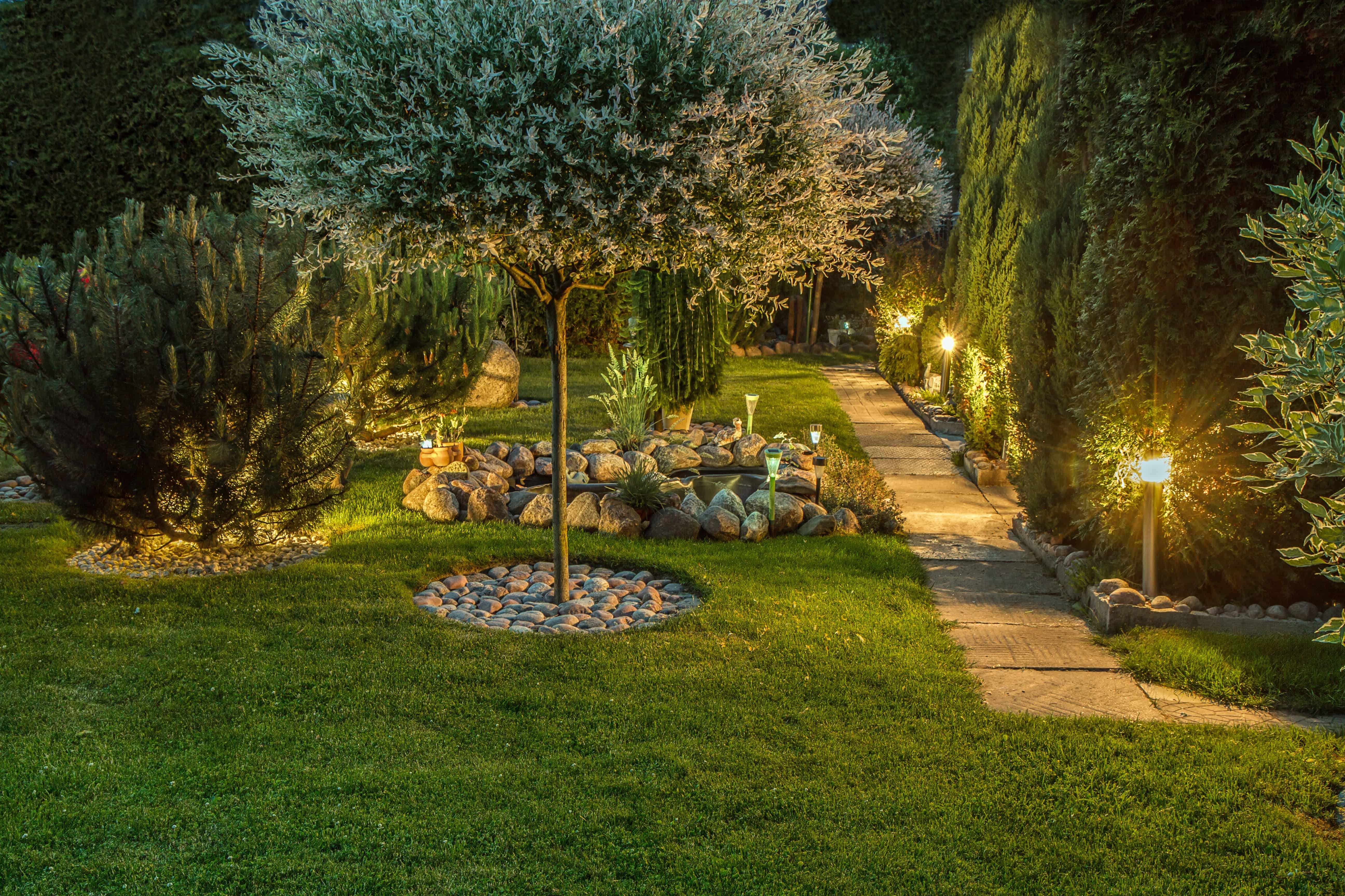 How to Incorporate Landscape Lighting to Your Outdoor Design How to Incorporate Landscape Lighting to Your Outdoor Design