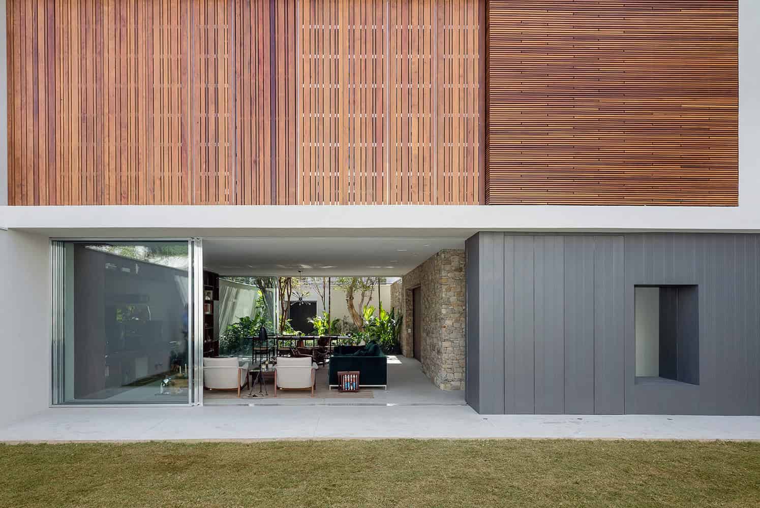 Casa Lara by Felipe Hess Arquitetos in Sao Paulo, Brazil Casa Lara by Felipe Hess Arquitetos in Sao Paulo, Brazil