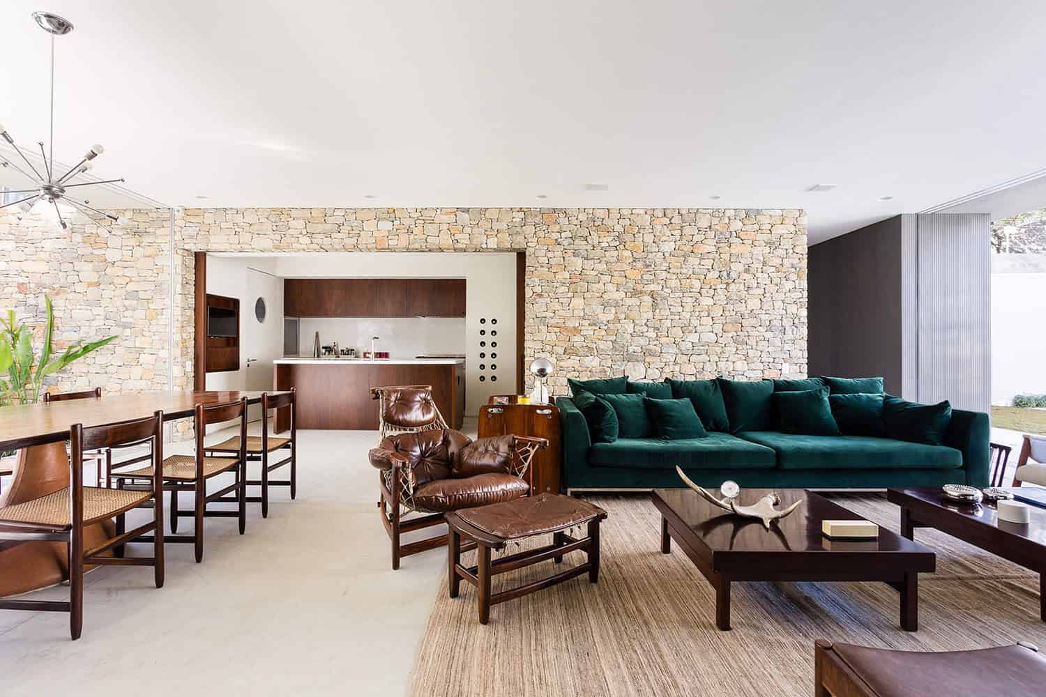 Casa Lara by Felipe Hess Arquitetos in Sao Paulo, Brazil Casa Lara by Felipe Hess Arquitetos in Sao Paulo, Brazil