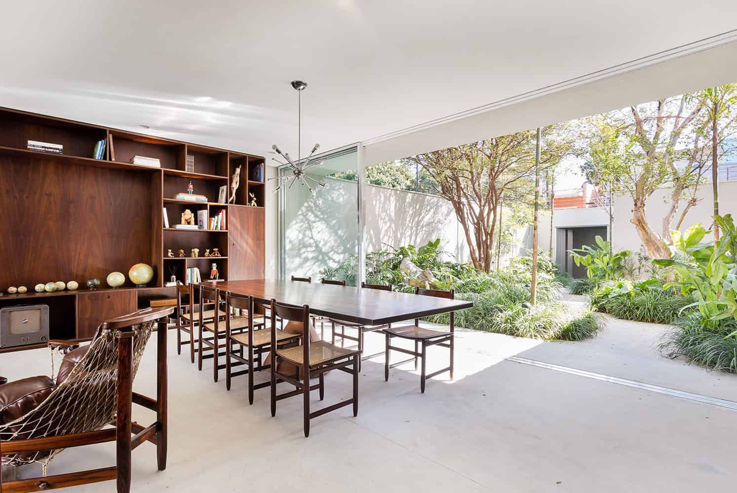 Casa Lara by Felipe Hess Arquitetos in Sao Paulo, Brazil Casa Lara by Felipe Hess Arquitetos in Sao Paulo, Brazil