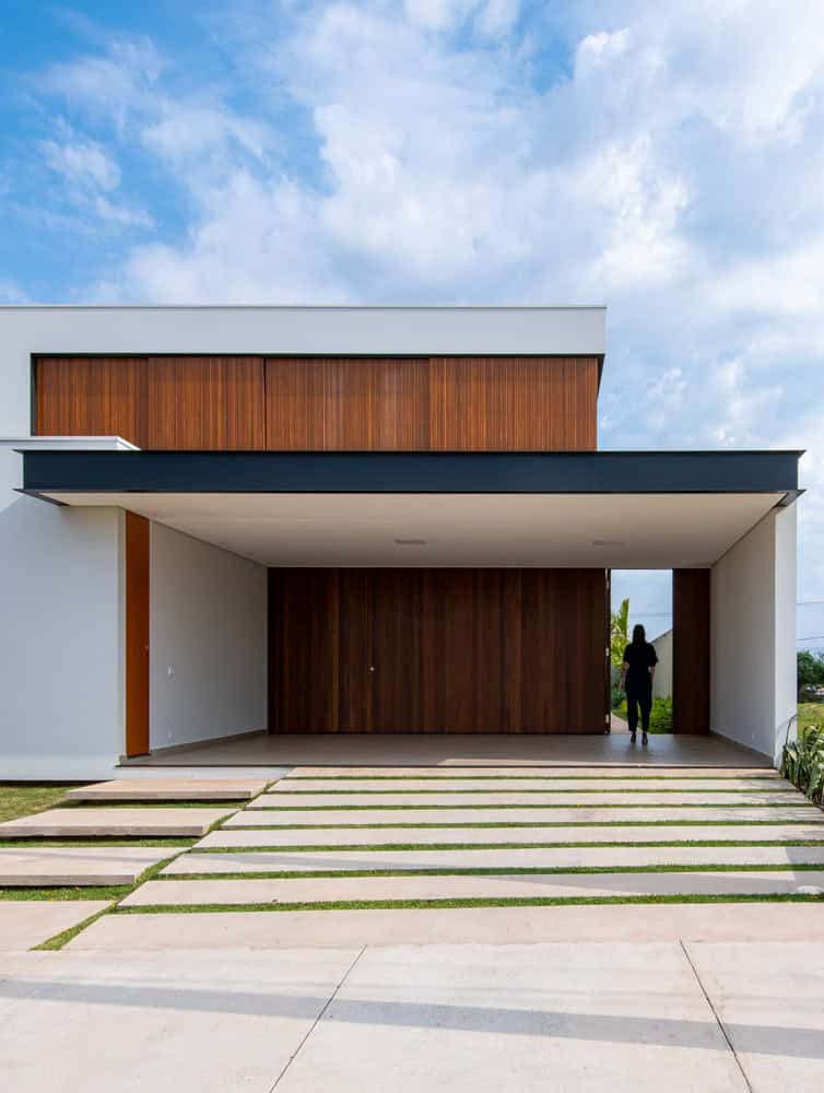 Flying House by Raquel Pelosi Arquitetura e Design Visual in Brazil Flying House by Raquel Pelosi Arquitetura e Design Visual in Brazil