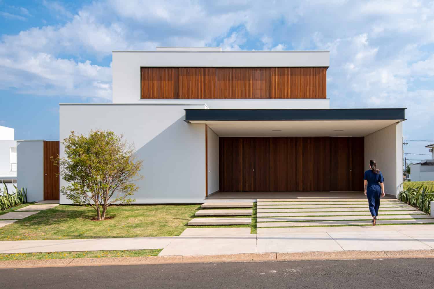Flying House by Raquel Pelosi Arquitetura e Design Visual in Brazil Flying House by Raquel Pelosi Arquitetura e Design Visual in Brazil