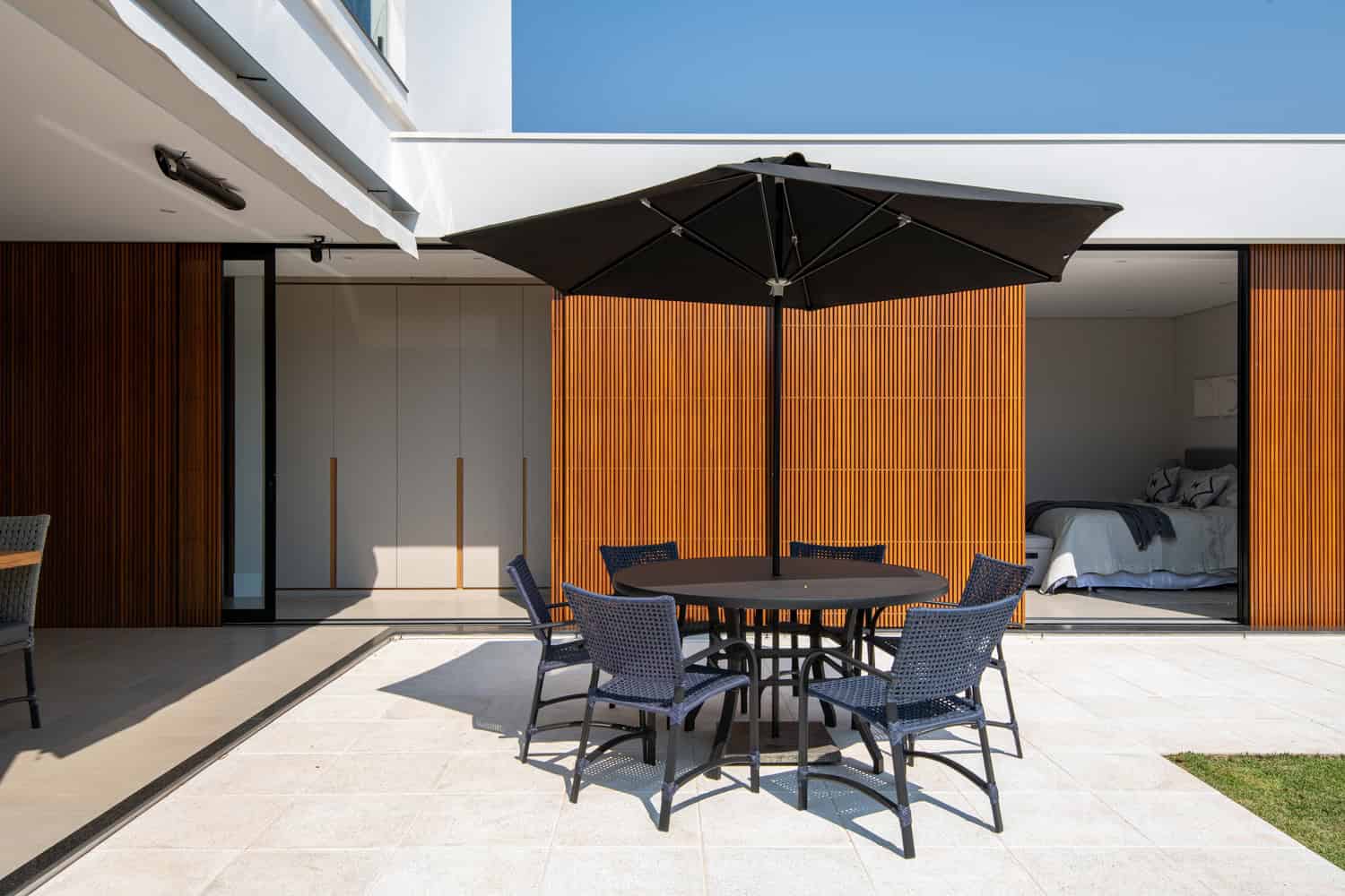 Flying House by Raquel Pelosi Arquitetura e Design Visual in Brazil Flying House by Raquel Pelosi Arquitetura e Design Visual in Brazil