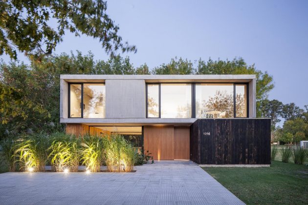 MF House by Estudio V2 Arquitectos in La Plata, Argentina