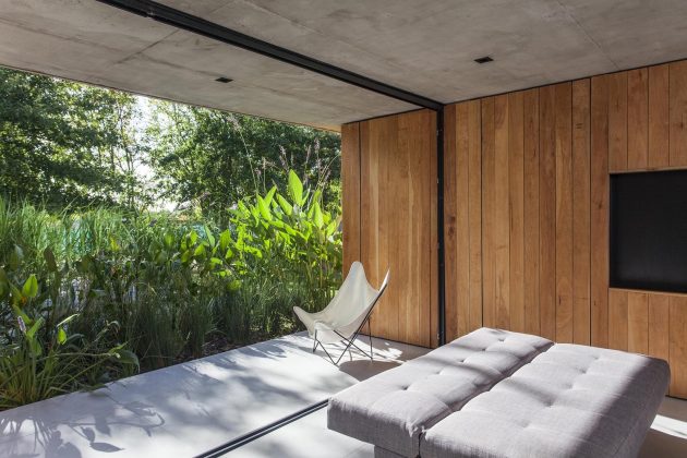 MF House by Estudio V2 Arquitectos in La Plata, Argentina