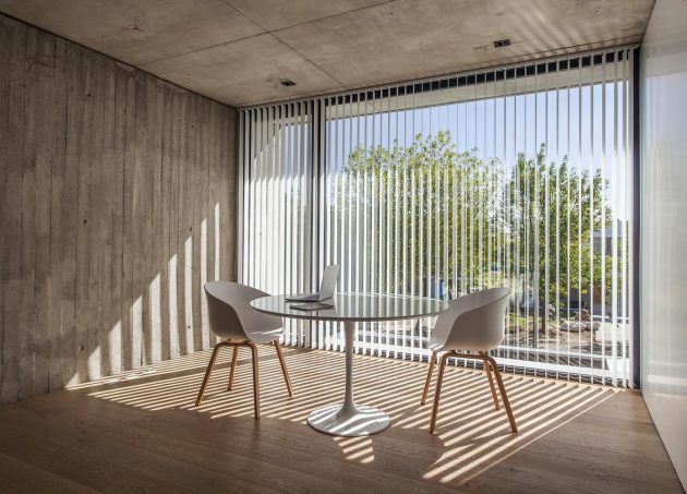 MF House by Estudio V2 Arquitectos in La Plata, Argentina