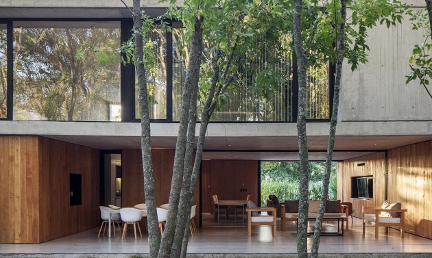 MF House by Estudio V2 Arquitectos in La Plata, Argentina