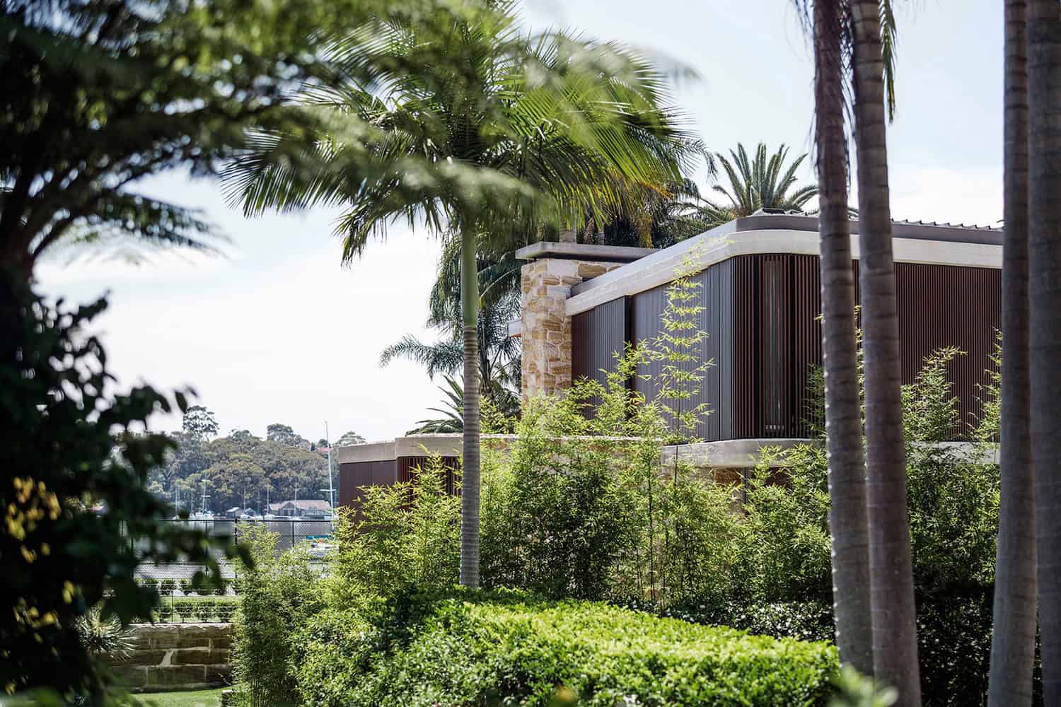 Sticks & Stones House by Luigi Rosselli in Hunters Hill, Sydney Sticks & Stones House by Luigi Rosselli in Hunters Hill, Sydney