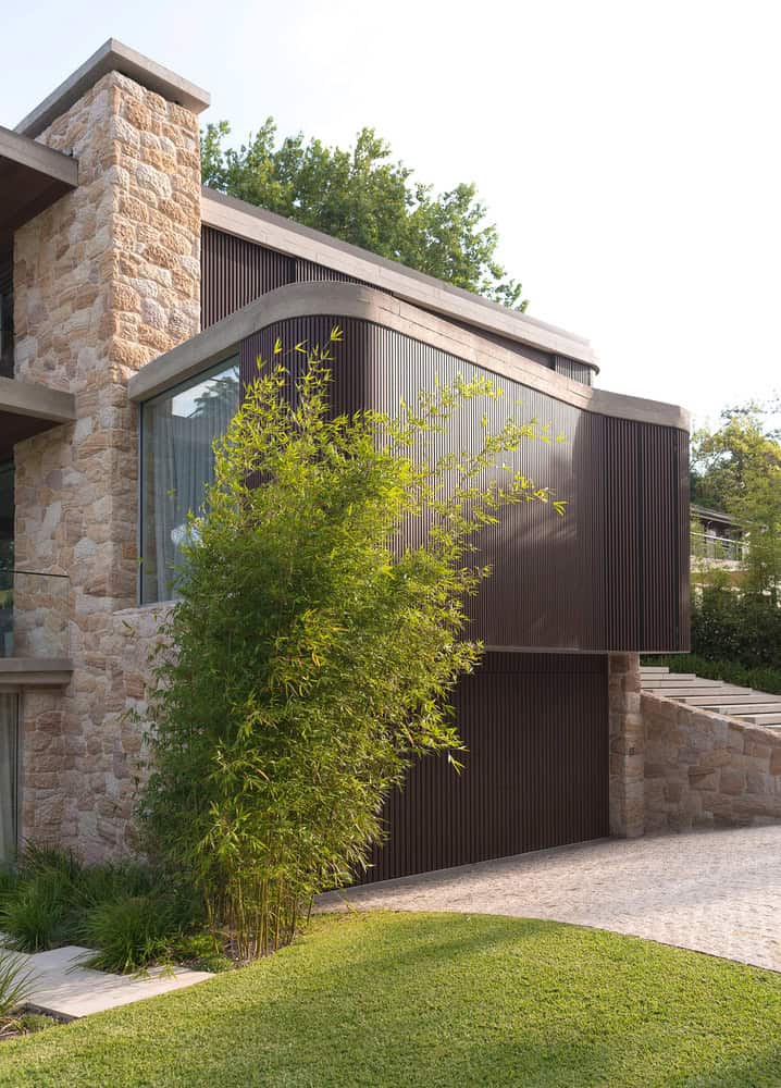 Sticks & Stones House by Luigi Rosselli in Hunters Hill, Sydney Sticks & Stones House by Luigi Rosselli in Hunters Hill, Sydney