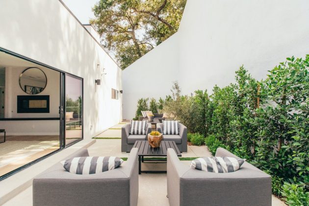 10 Indoor/Outdoor Living Spaces We Know You’ll Love
