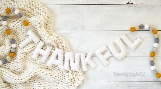 16 Awesome Thanksgiving Banner Designs That Will Add A Pop Of Color