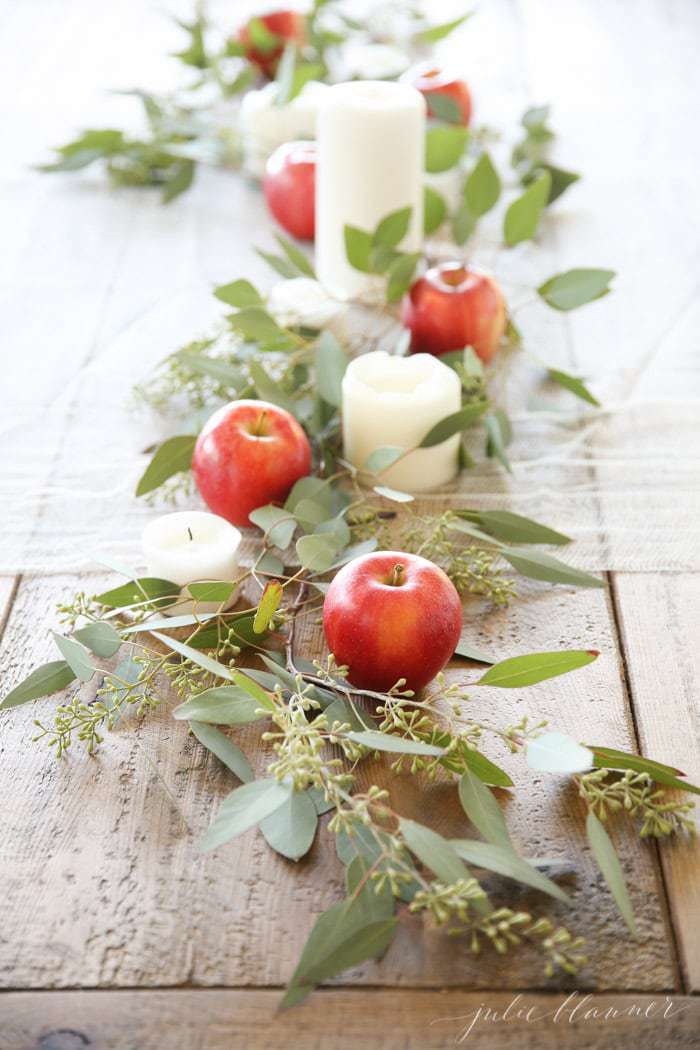 16 Gorgeous DIY Thanksgiving Centerpiece Projects That Will Make Your Table Pop
