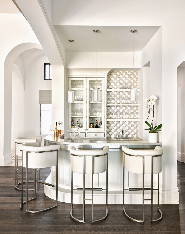 16 Opulent Mediterranean Home Bar Designs For A Luxurious Experience