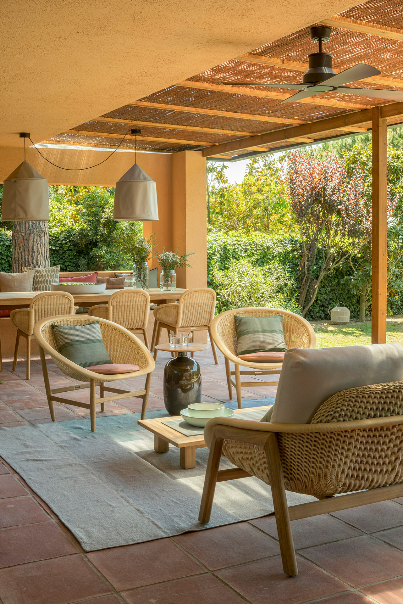 16 Outstanding Mediterranean Porch Designs Perfect For Every Occasion