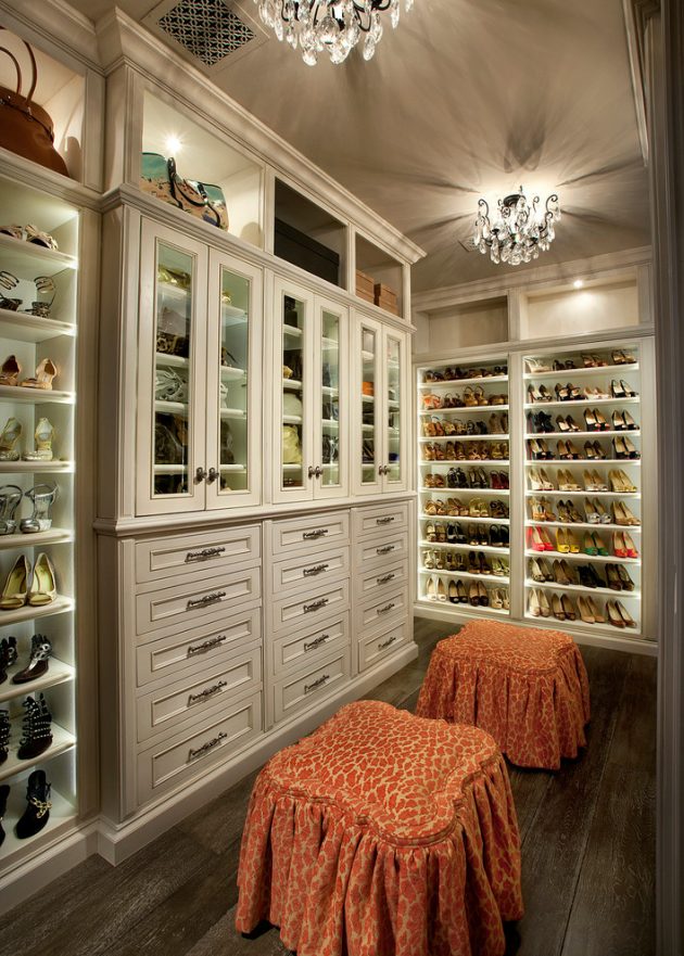 18 Deluxe Mediterranean Closet Designs You Will Fall In Love With