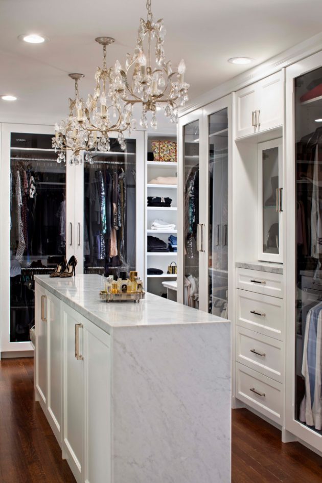 18 Deluxe Mediterranean Closet Designs You Will Fall In Love With