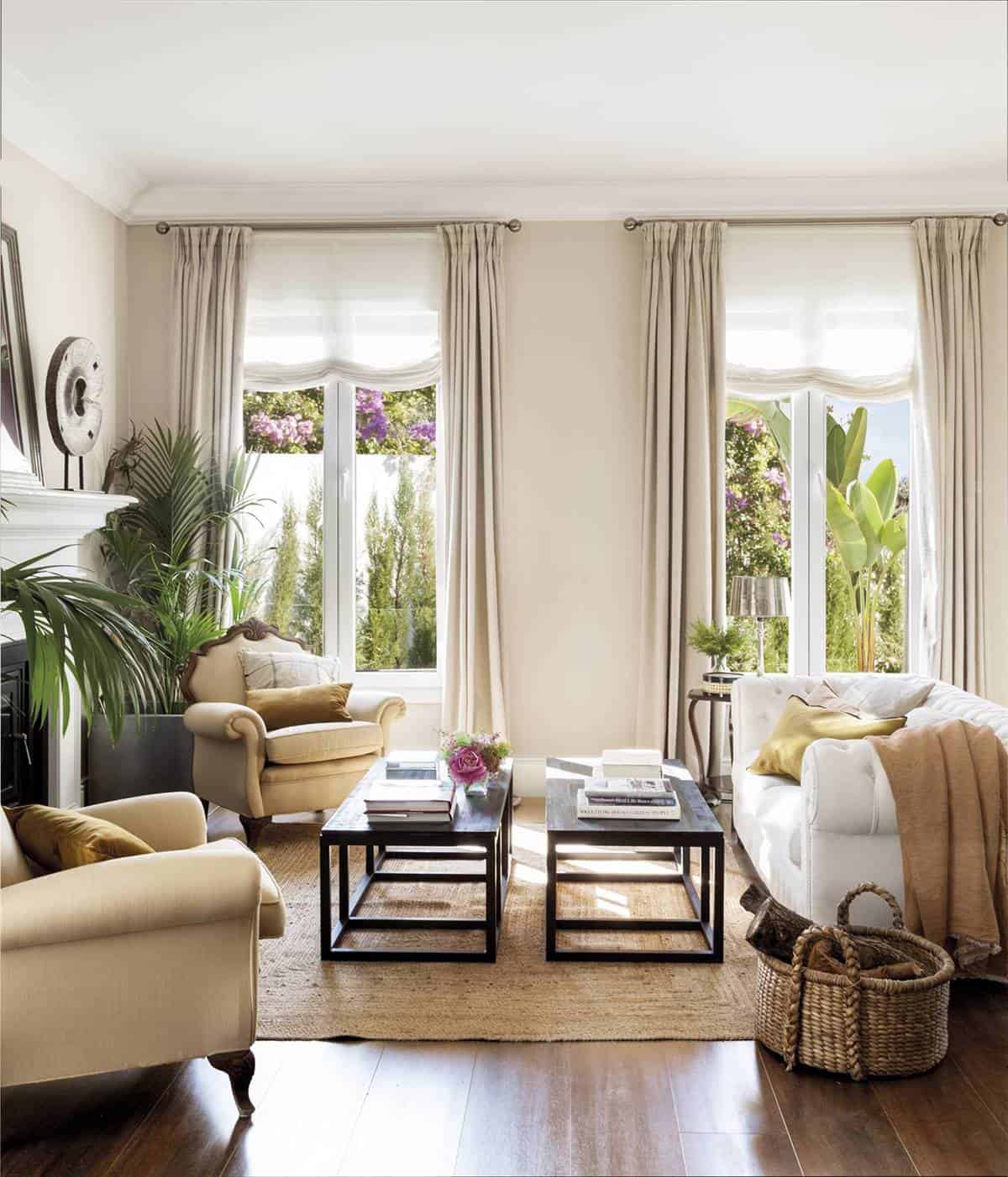 A New Construction House With a Classic & Young Style A New Construction House With a Classic & Young Style