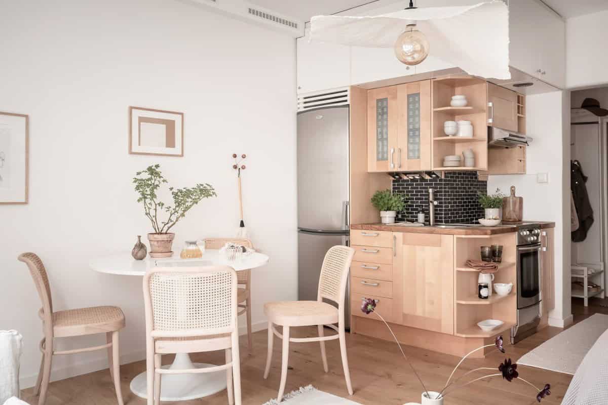 Inspiration for Small Studios in Natural Nordic Style Inspiration for Small Studios in Natural Nordic Style