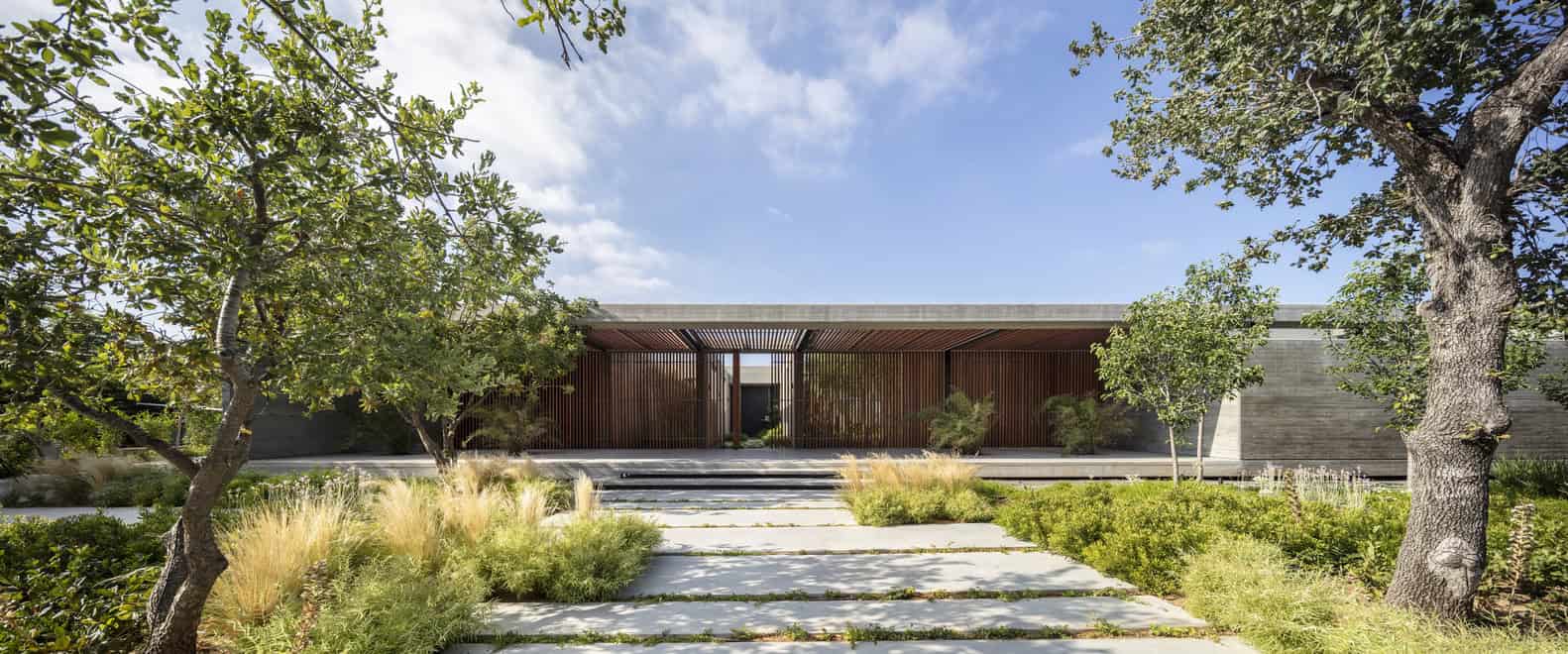 Ecological House by Dan and Hila Israelevitz Architects in Israel Ecological House by Dan and Hila Israelevitz Architects in Israel