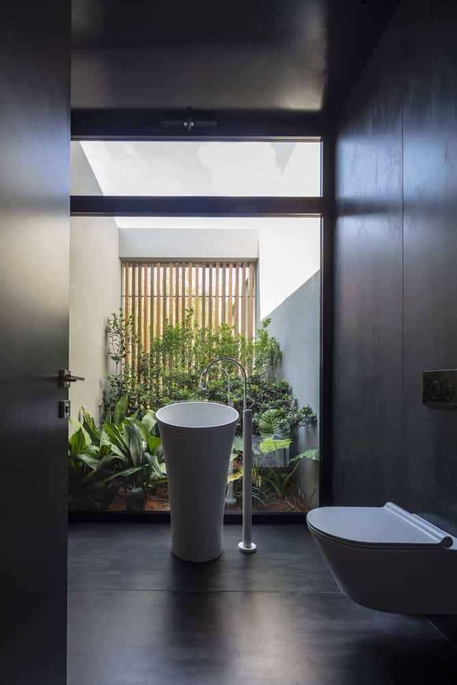 Ecological House by Dan and Hila Israelevitz Architects in Israel Ecological House by Dan and Hila Israelevitz Architects in Israel