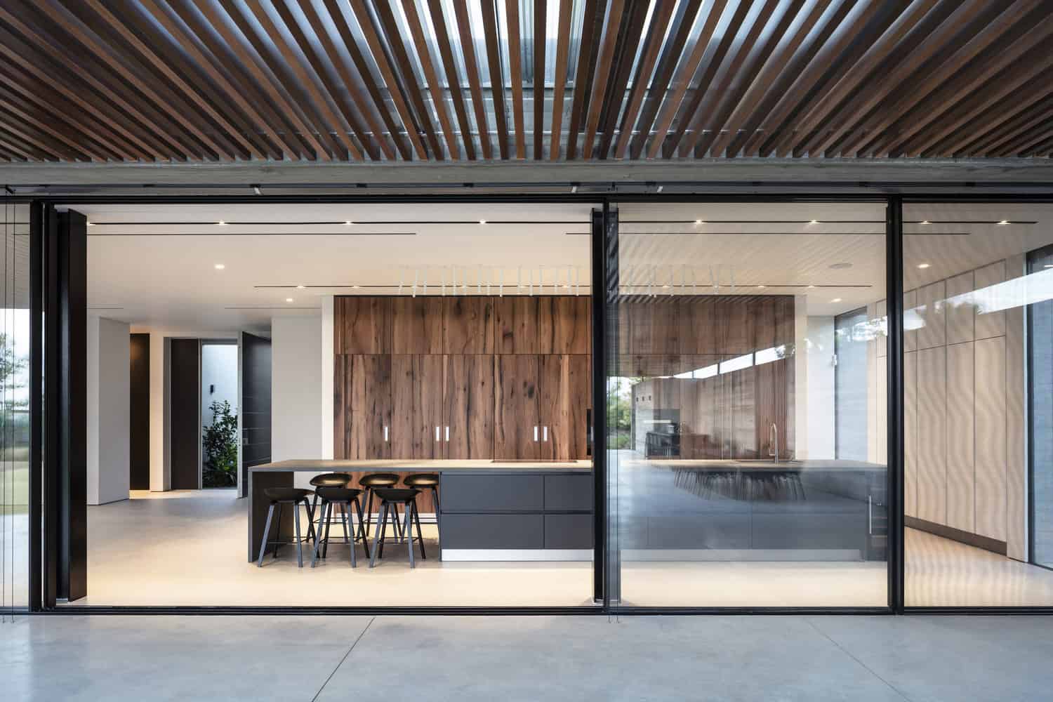 Ecological House by Dan and Hila Israelevitz Architects in Israel Ecological House by Dan and Hila Israelevitz Architects in Israel