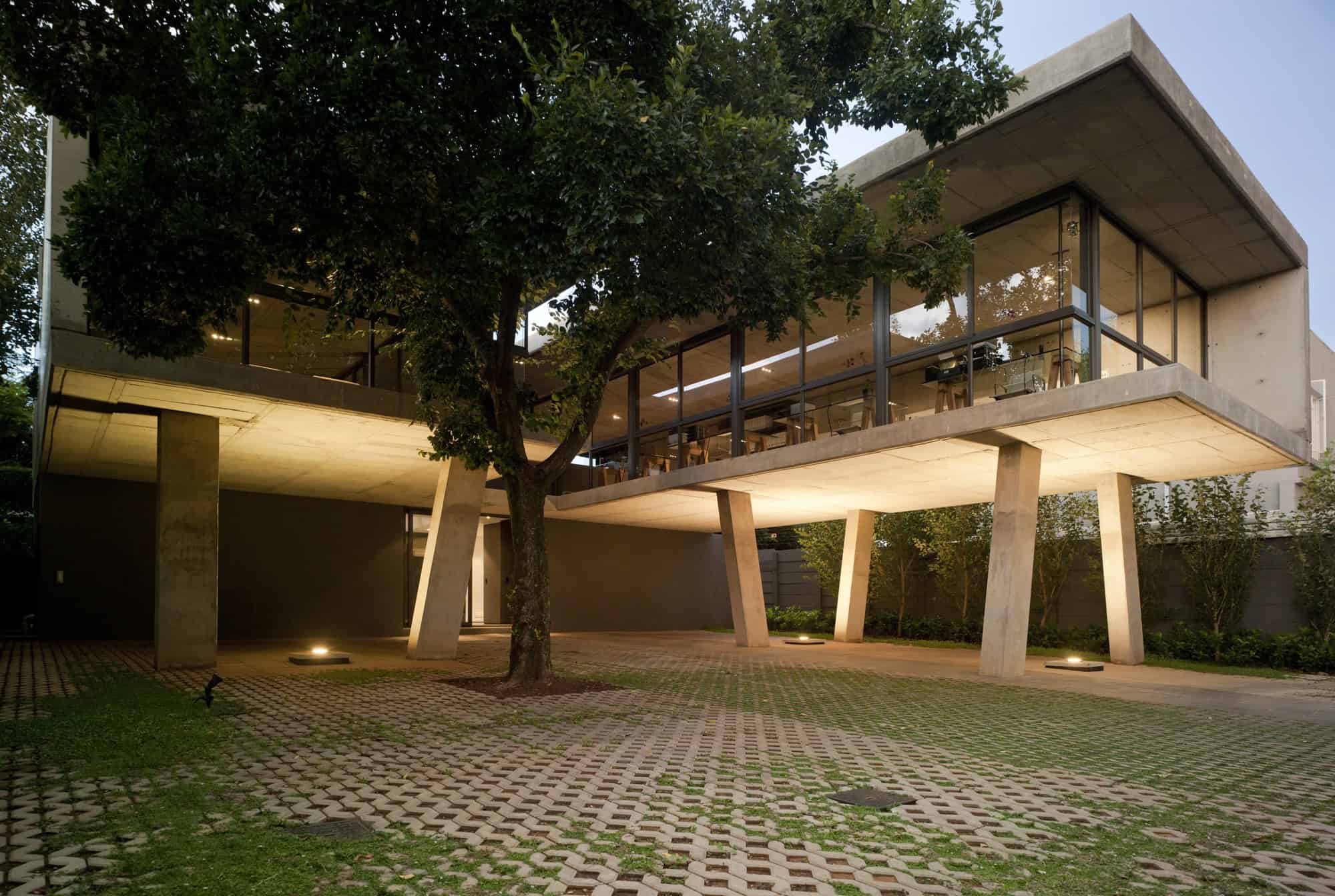 Floating in Space by W Design Architecture Studio in Pretoria, South Africa Floating in Space by W Design Architecture Studio in Pretoria, South Africa