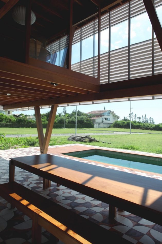 House in Florianopolis by Una Arquitetos in Brazil