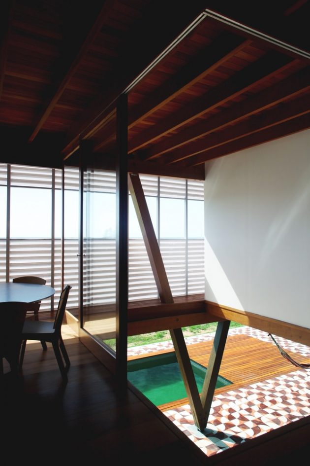 House in Florianopolis by Una Arquitetos in Brazil