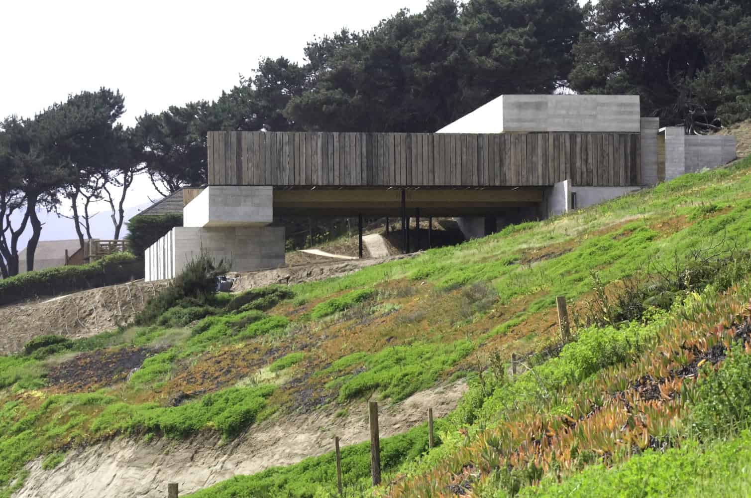 Mava House by Gubbins Arquitectos in Zapallar, Chile Mava House by Gubbins Arquitectos in Zapallar, Chile