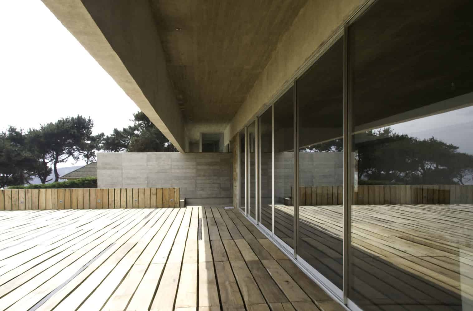 Mava House by Gubbins Arquitectos in Zapallar, Chile Mava House by Gubbins Arquitectos in Zapallar, Chile