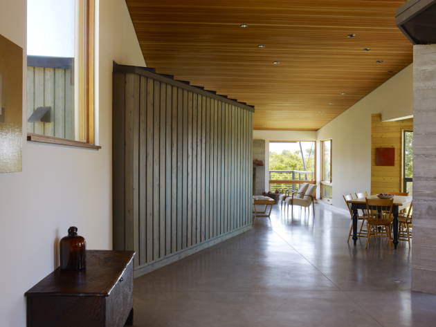 Santa Ynez House by Fernau + Hartman Architects in California, USA