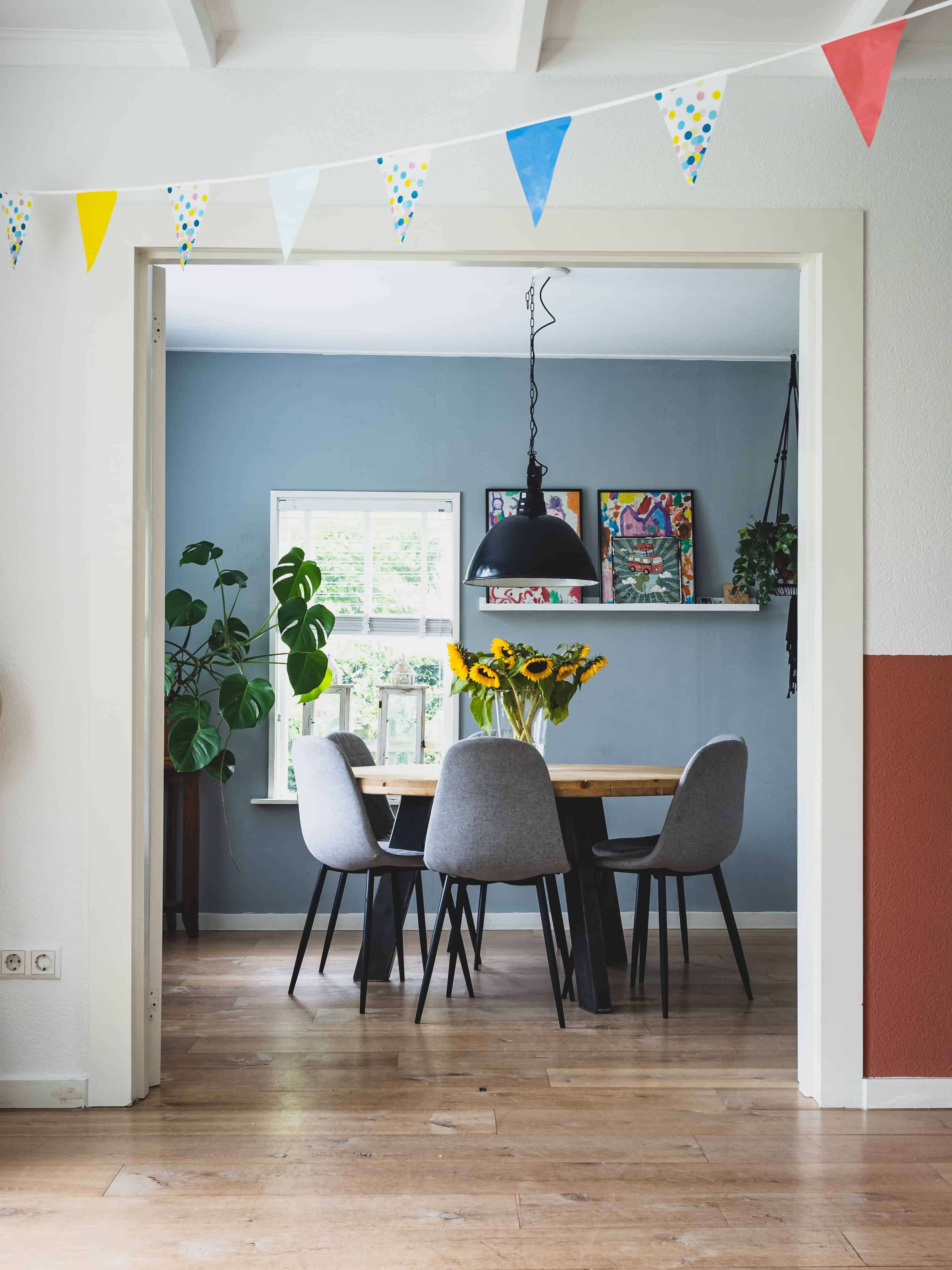 Creative Ways Framed Prints Can Brighten Your Home Creative Ways Framed Prints Can Brighten Your Home