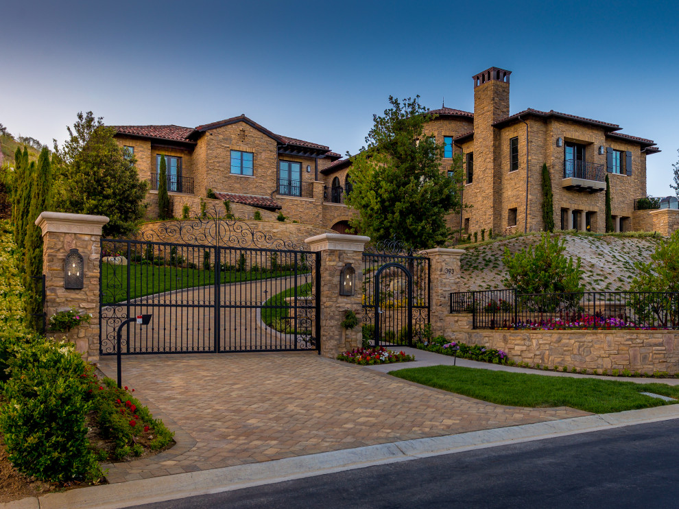 16 Exquisite Mediterranean Home Exterior Designs That Will Take Take Your Breath Away