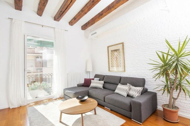 Spaciously Renovated Penthouse in Barcelona