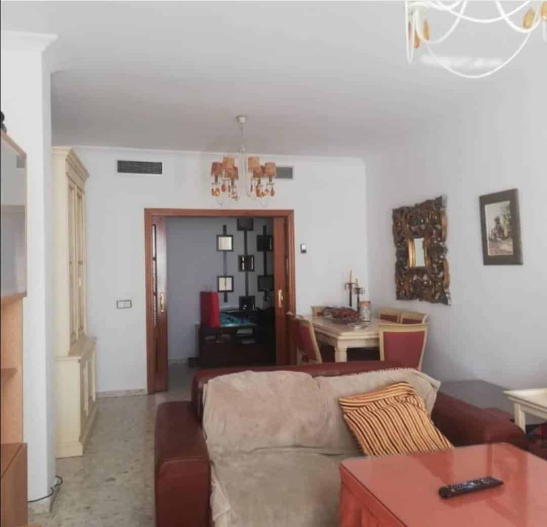 Before & After: The Best Changes With Chalk Paint Before & After: The Best Changes With Chalk Paint