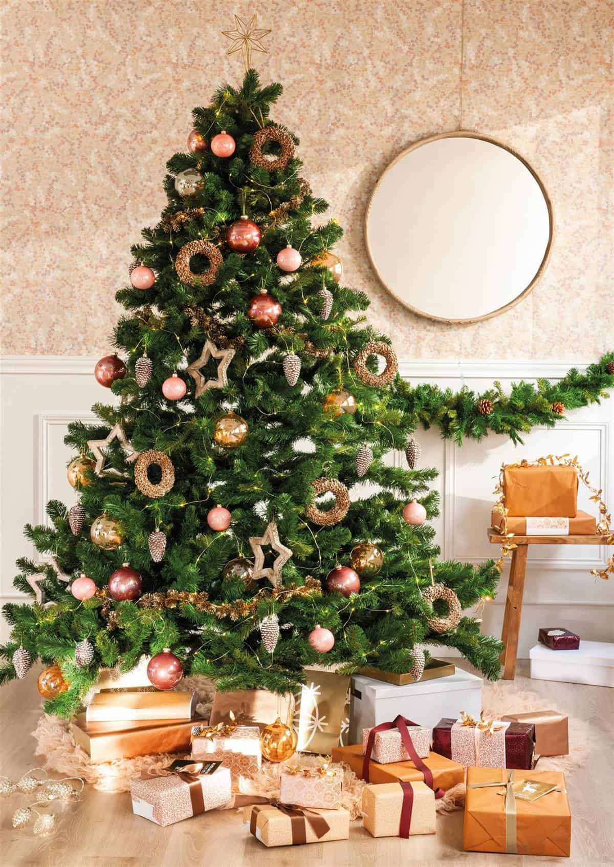 How to Decorate the Christmas Tree - Proposals for All Tastes How to Decorate the Christmas Tree - Proposals for All Tastes