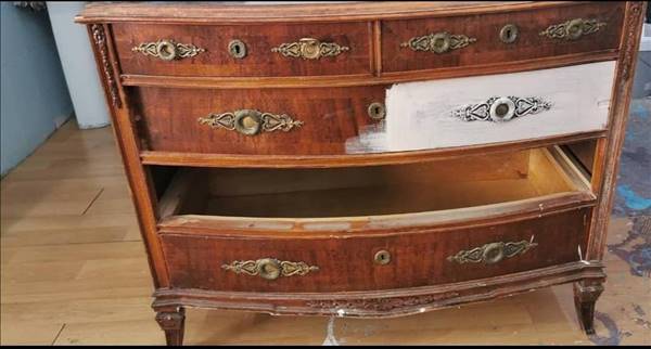 Before & After: The Best Changes With Chalk Paint Before & After: The Best Changes With Chalk Paint