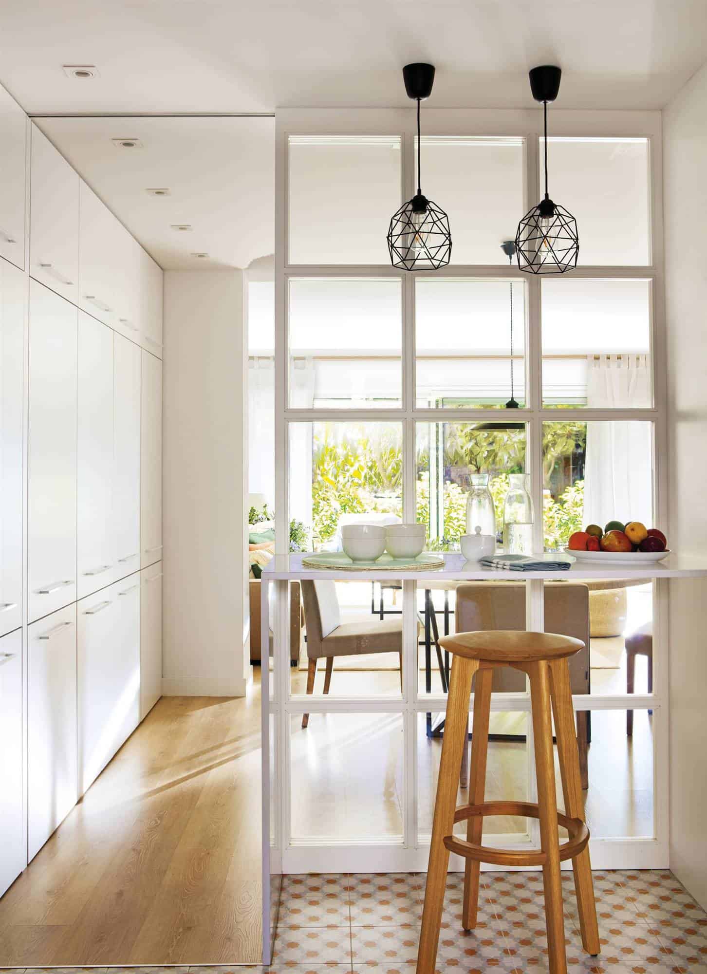 6. USE PASSAGE AREAS