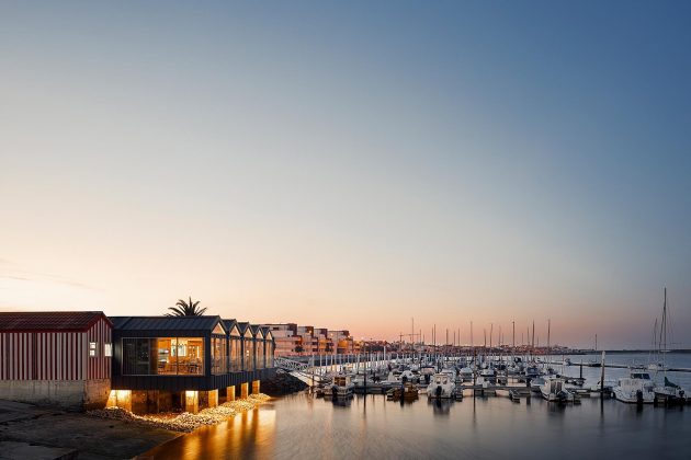 Costa Nova Sailing Club Restaurant by Ferreira Arquitectos in Portugal