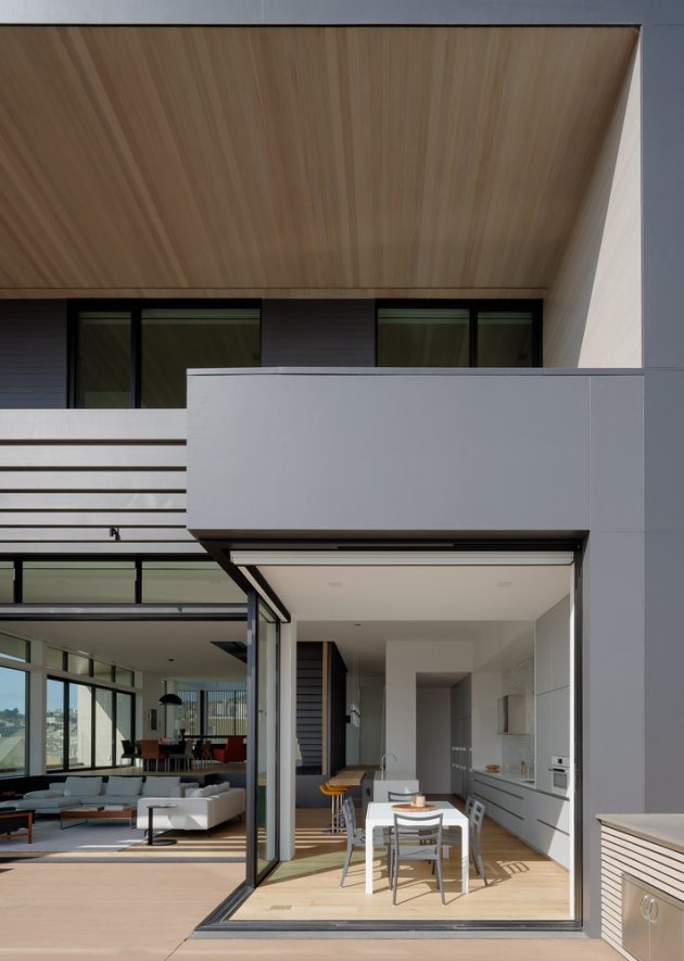 Dolores Heights Residence by John Maniscalco Architecture in San Francisco, California